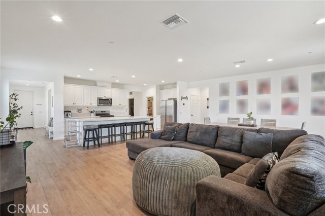 Detail Gallery Image 6 of 63 For 26644 Dior Ct, Menifee,  CA 92585 - 4 Beds | 2 Baths