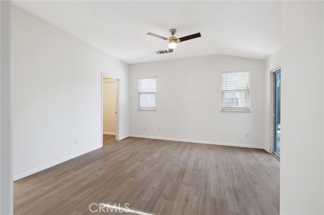 Detail Gallery Image 24 of 38 For 1576 Castle Way, Lemoore,  CA 93245 - 3 Beds | 2 Baths