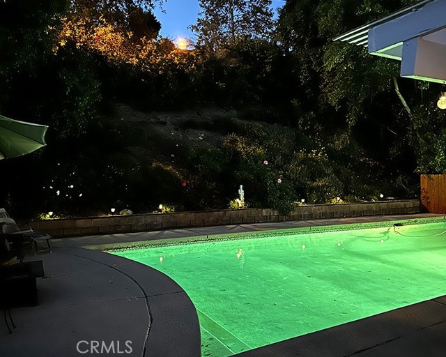 Detail Gallery Image 5 of 59 For 26261 Veva Way, Calabasas,  CA 91302 - 4 Beds | 2 Baths