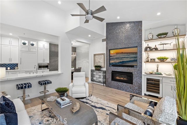 Detail Gallery Image 7 of 30 For 10 Roma Ct, Newport Coast,  CA 92657 - 2 Beds | 2 Baths