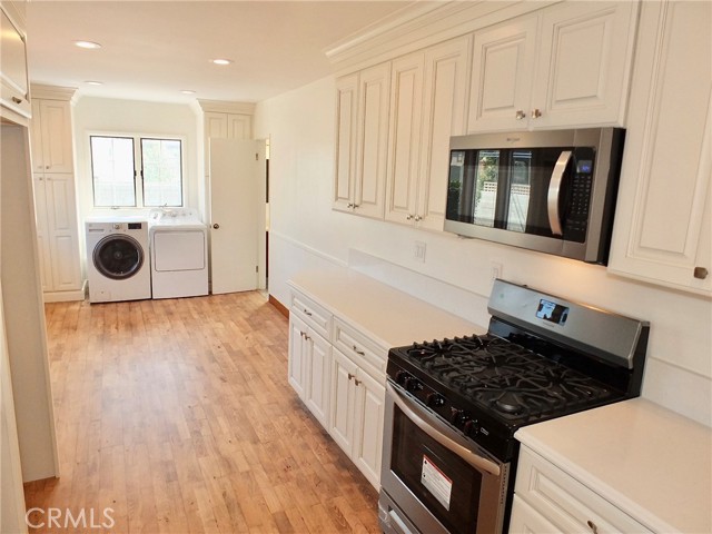 402 Avenue E, Redondo Beach, California 90277, 3 Bedrooms Bedrooms, ,2 BathroomsBathrooms,Residential,Sold,Avenue E,SB21162961