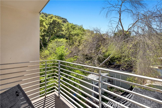 Detail Gallery Image 8 of 17 For 2745 Laguna Canyon Road #C,  Laguna Beach,  CA 92651 - 2 Beds | 2 Baths
