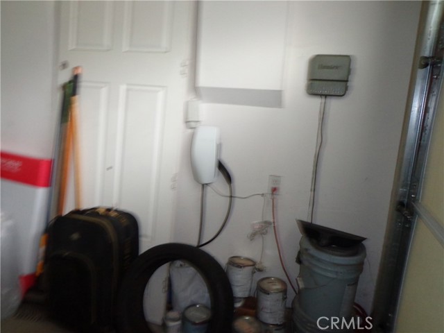 Image 11 of 38 For 31553 Sagecrest Drive
