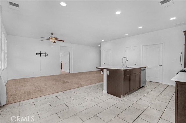 Detail Gallery Image 13 of 50 For 3469 Sussex Ave, Clovis,  CA 93619 - 3 Beds | 2 Baths