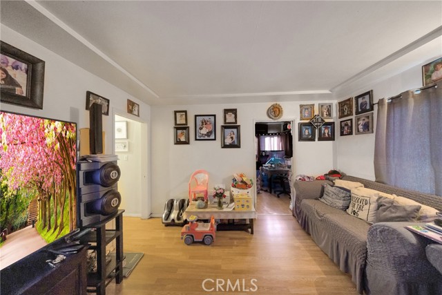 Detail Gallery Image 10 of 32 For 3218 Euclid, Lynwood,  CA 90262 - – Beds | – Baths