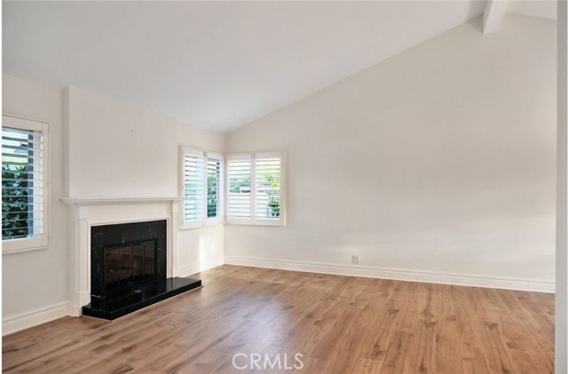 1529 Keel Drive, Corona del Mar CA: https://media.crmls.org/medias/dcacfacf-961a-4c2e-bf82-e1bb89a40c7d.jpg