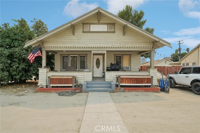 Detail Gallery Image 1 of 23 For 529 E Latham Ave, Hemet,  CA 92543 - 3 Beds | 1 Baths