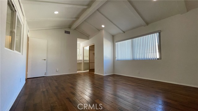 Detail Gallery Image 6 of 11 For 809 Creekside Dr #35,  Fullerton,  CA 92833 - 2 Beds | 2/1 Baths