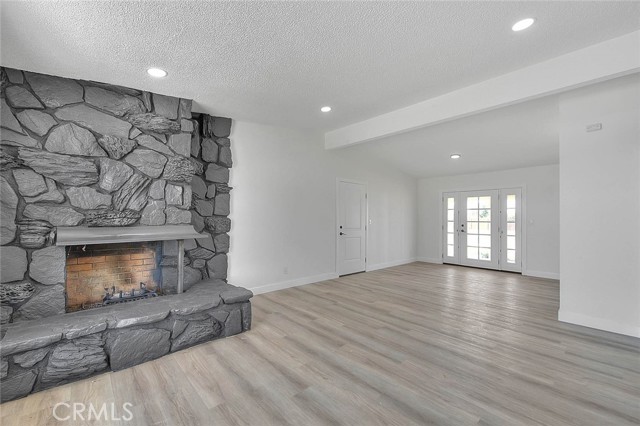 Detail Gallery Image 17 of 44 For 20916 Thunderbird Rd, Apple Valley,  CA 92307 - 3 Beds | 2 Baths