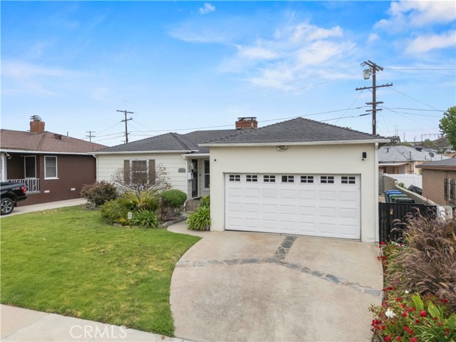 Detail Gallery Image 3 of 43 For 9804 Haas Ave, Los Angeles,  CA 90047 - 3 Beds | 2 Baths