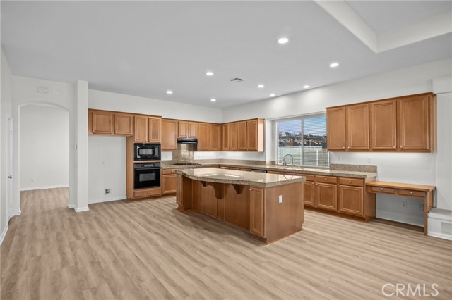 101 Via De La Valle, Lake Elsinore CA: https://media.crmls.org/medias/dcaea02e-2976-497c-b349-38d7c0cf3f7c.jpg