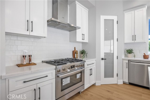 Detail Gallery Image 12 of 52 For 2619 Huntington Ln a,  Redondo Beach,  CA 90278 - 4 Beds | 3/1 Baths