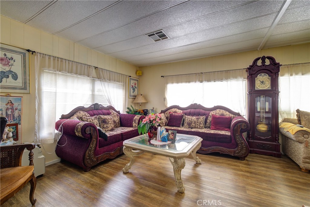 MLS #IV25178090 image #8