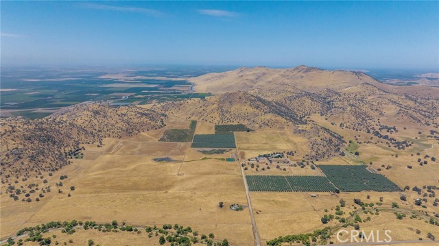 19400 398, Woodlake CA: https://media.crmls.org/medias/dcafa3a2-96fa-4a1e-b626-36a5c0670981.jpg