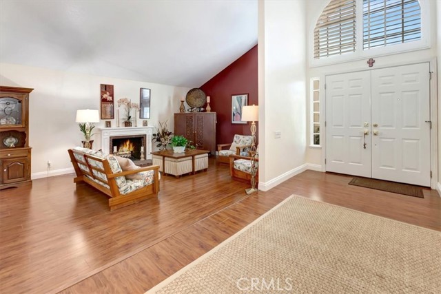 Detail Gallery Image 3 of 25 For 3624 E Shallow Brook, Orange,  CA 92867 - 4 Beds | 3 Baths