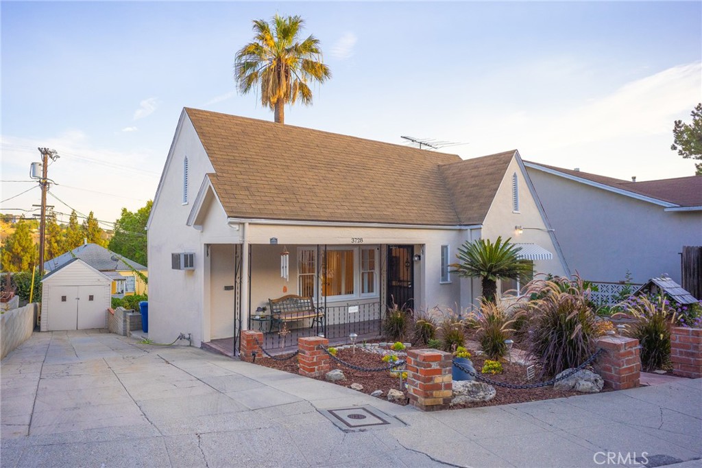 3728 Roderick Road