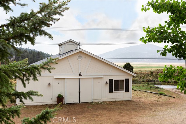 Detail Gallery Image 29 of 39 For 2000 Baldwin Lake Rd, Big Bear City,  CA 92314 - 4 Beds | 2 Baths