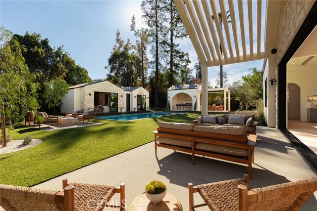 Detail Gallery Image 46 of 62 For 19026 Sprague St, Tarzana,  CA 91356 - 6 Beds | 6/1 Baths