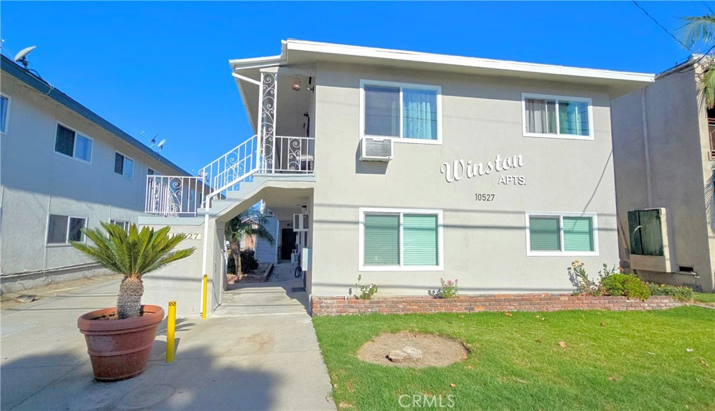 10527 Western Avenue #7