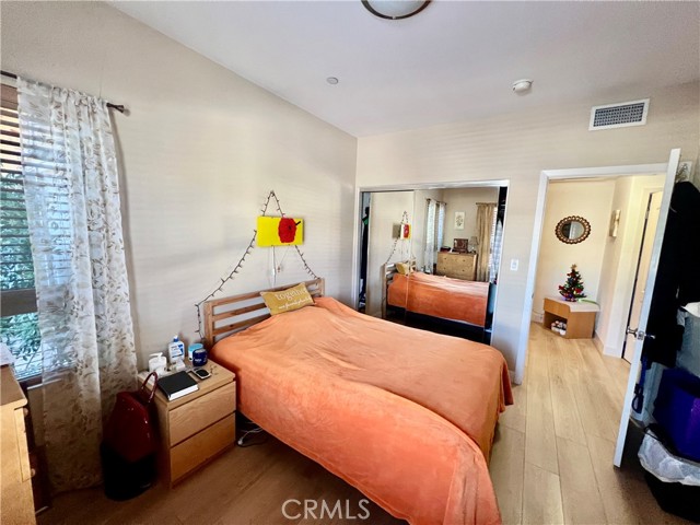 Detail Gallery Image 9 of 15 For 1515 Grismer Ave #102,  Burbank,  CA 91504 - 2 Beds | 2 Baths