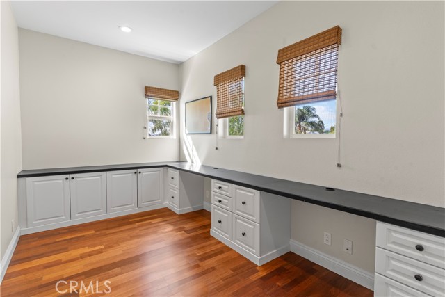 MLS #OC25221513 image #21