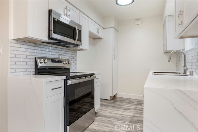 12091 Bailey Street, Garden Grove CA: https://media.crmls.org/medias/dcb1e7ea-93c7-4e9d-8825-a048a24f16ff.jpg