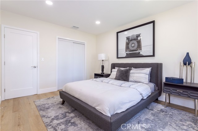20611 Devonshire Street, Chatsworth CA: https://media.crmls.org/medias/dcb2f507-f9c0-419f-baf4-d8b1acbc3a0f.jpg