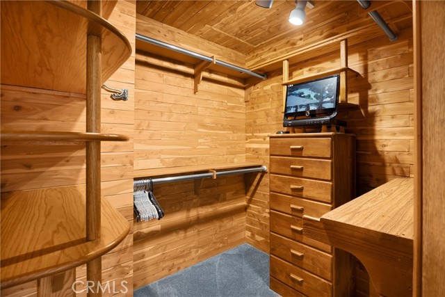 Detail Gallery Image 14 of 30 For 2555 Alpine Rd, Upland,  CA 91784 - 3 Beds | 2/1 Baths