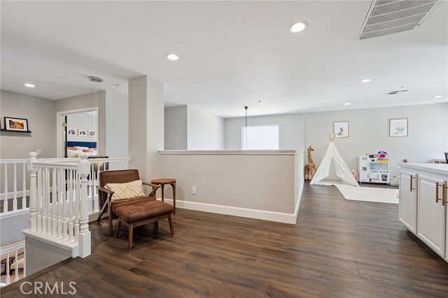 Detail Gallery Image 28 of 37 For 5179 Knollwood Way, Woodland Hills,  CA 91364 - 4 Beds | 3 Baths