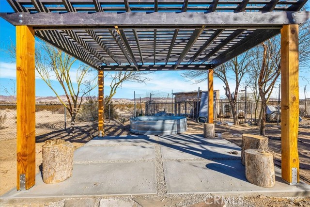 1421 Sunrise Avenue, 29 Palms CA: https://media.crmls.org/medias/dcb3ebd5-1c09-4a59-84e4-18524e13857f.jpg