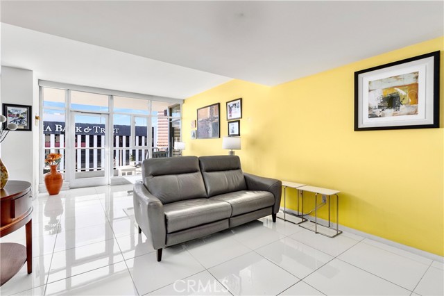 Detail Gallery Image 13 of 47 For 400 W Ocean Bld #2004,  Long Beach,  CA 90802 - 2 Beds | 2 Baths