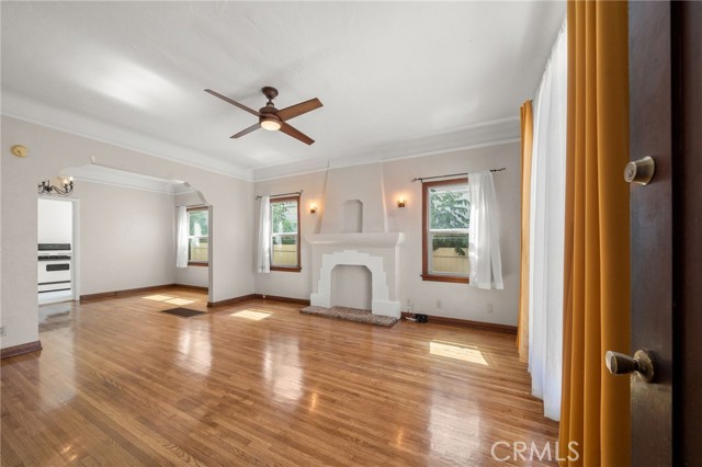 Detail Gallery Image 4 of 23 For 1142 Bennett, Long Beach,  CA 90804 - 2 Beds | 1 Baths