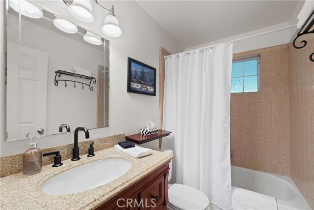 28833 Manitoba Drive, Lake Arrowhead CA: https://media.crmls.org/medias/dcb613a2-a68e-427d-a1eb-24fcc4518fdb.jpg