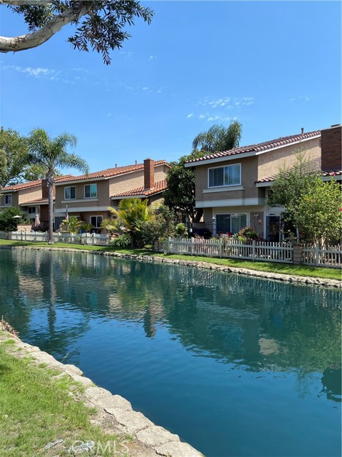 Detail Gallery Image 15 of 50 For 7866 Southwind Cir, Huntington Beach,  CA 92648 - 3 Beds | 2 Baths