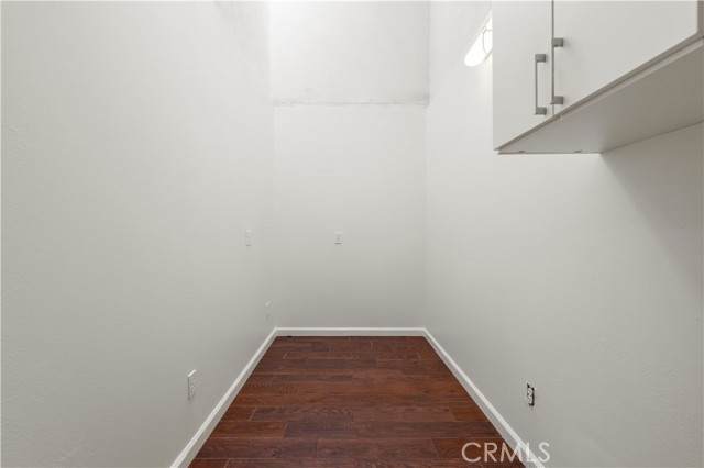 Detail Gallery Image 26 of 42 For 26824 Circle of the Oaks, Newhall,  CA 91321 - 2 Beds | 2 Baths