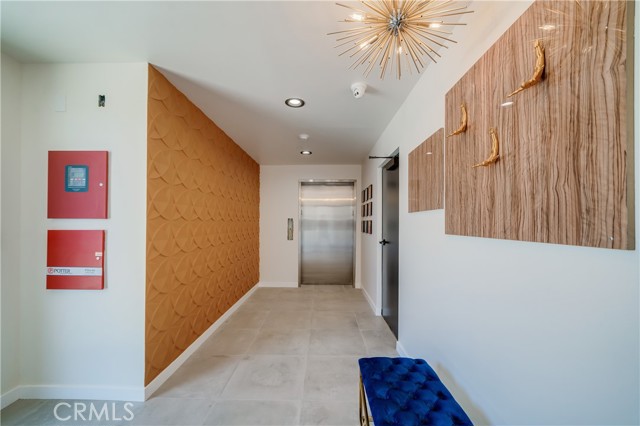 7018 Alabama Avenue, Canoga Park CA: https://media.crmls.org/medias/dcb7032f-de5a-45d5-a13a-1bd582862c3a.jpg