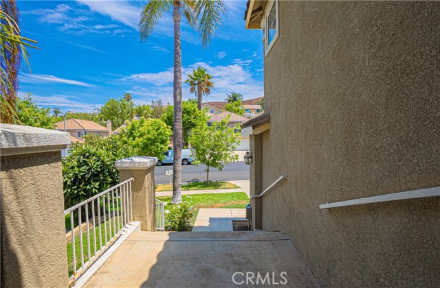 Detail Gallery Image 8 of 57 For 828 N Temescal St, Corona,  CA 92879 - 4 Beds | 2/1 Baths