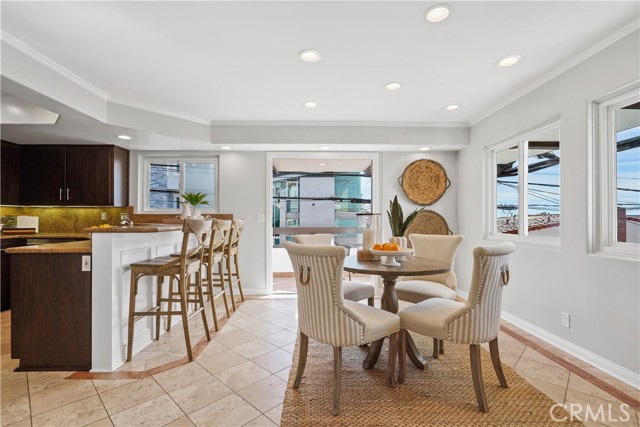 315 23rd Street, Manhattan Beach, California 90266, 3 Bedrooms Bedrooms, ,1 BathroomBathrooms,Residential,Sold,23rd Street,SB22006593