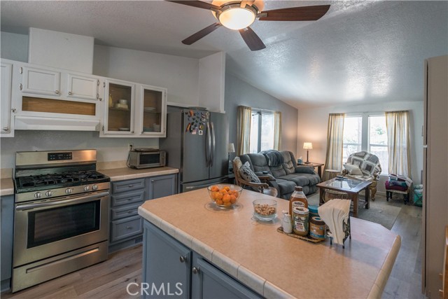 9892 River Road, San Miguel CA: https://media.crmls.org/medias/dcb7f0eb-dae6-4d62-9cba-29385c194fc5.jpg