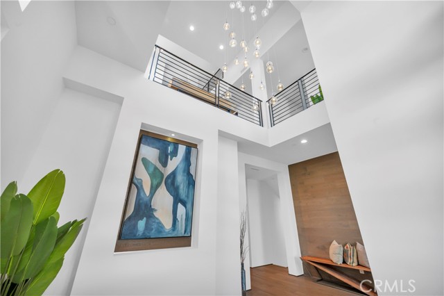 332 Avenue E, Redondo Beach, California 90277, 5 Bedrooms Bedrooms, ,6 BathroomsBathrooms,Residential,For Sale,Avenue E,SB26070979