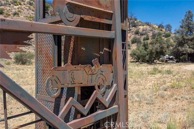 Detail Gallery Image 4 of 46 For 3151 Castle Creek Rd, Maricopa,  CA 93252 - 1 Beds | 1 Baths