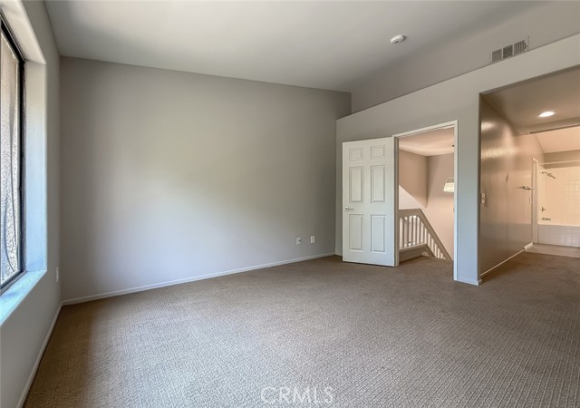 4766 Taranto Way, Oak Park CA: https://media.crmls.org/medias/dcb96de1-45d2-4b04-bde9-23633f1c71ed.jpg