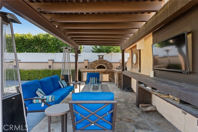 Detail Gallery Image 20 of 31 For 22639 Calvert St #F,  Woodland Hills,  CA 91367 - 1 Beds | 1 Baths