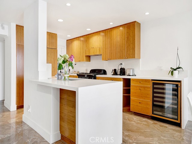 Detail Gallery Image 6 of 23 For 1585 S Coast #23,  Laguna Beach,  CA 92651 - 3 Beds | 2 Baths