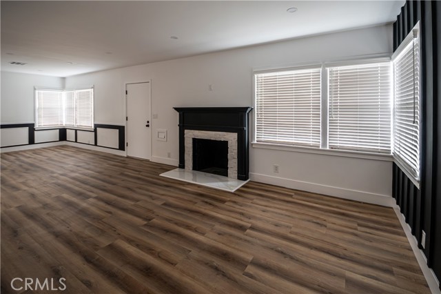 Detail Gallery Image 3 of 19 For 1110 N Van Ness Ave, Compton,  CA 90221 - 3 Beds | 2 Baths