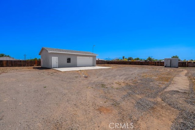 16233 Manzanita Street, Hesperia CA: https://media.crmls.org/medias/dcba2883-1bc0-446a-b34f-58250da1e5ef.jpg