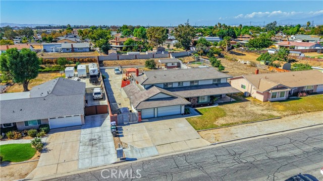 Detail Gallery Image 19 of 37 For 5853 Aurora Ave, Jurupa Valley,  CA 91752 - 6 Beds | 3/1 Baths