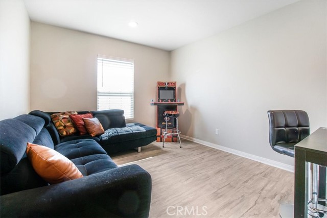 5532 Bertini Way, Fontana CA: https://media.crmls.org/medias/dcbbd776-4357-43b7-abd6-523041c7b58f.jpg