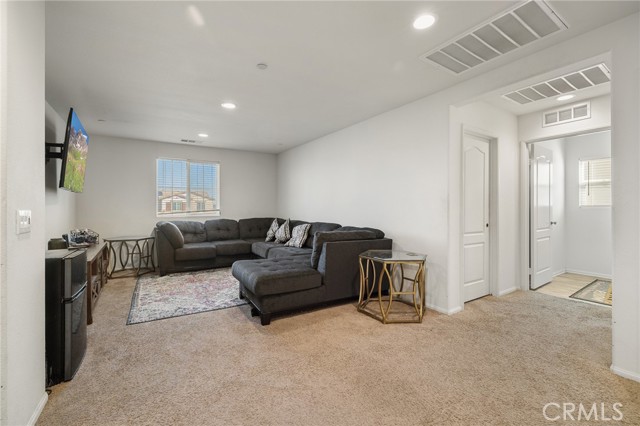 Detail Gallery Image 16 of 22 For 11765 Kirkland, Victorville,  CA 92392 - 4 Beds | 3/1 Baths