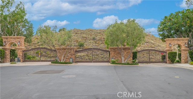 10 La Quinta, Irvine CA: https://media.crmls.org/medias/dcbc313d-7728-47ad-bf2c-ef42c75c5b14.jpg